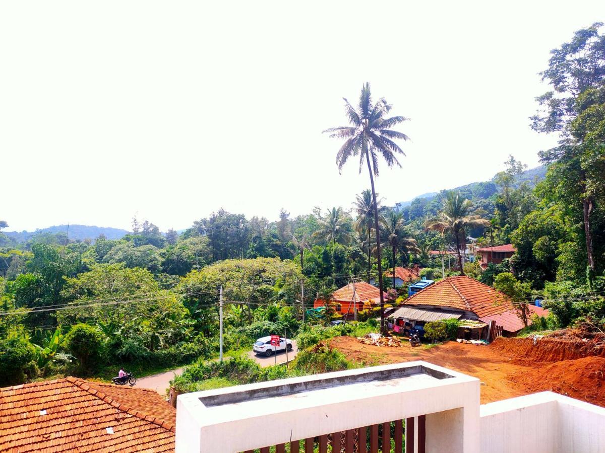 Empra Exotica Apartamento Madikeri Exterior foto